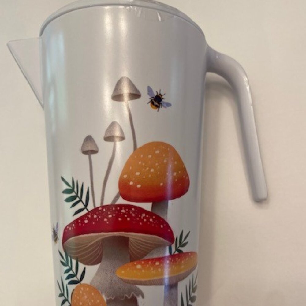 Adorable Mushroom design bees melamine pitcher w lid 7.38"x 9.38" NEW